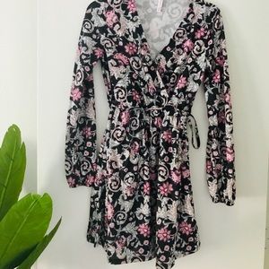 Xs Xhilaration dress